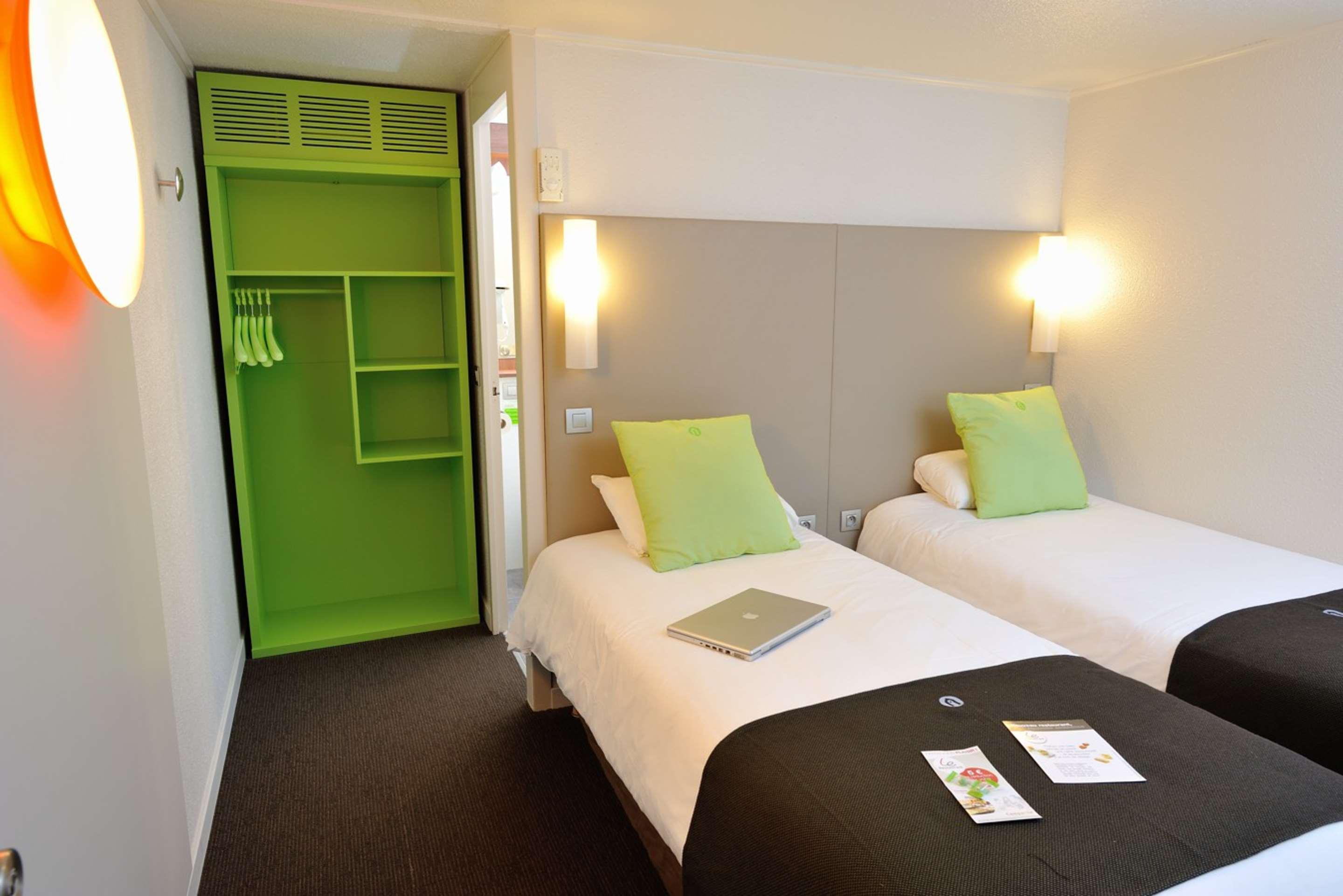 Kyriad Villeneuve Saint Georges - Hotel Renove Eksteriør billede