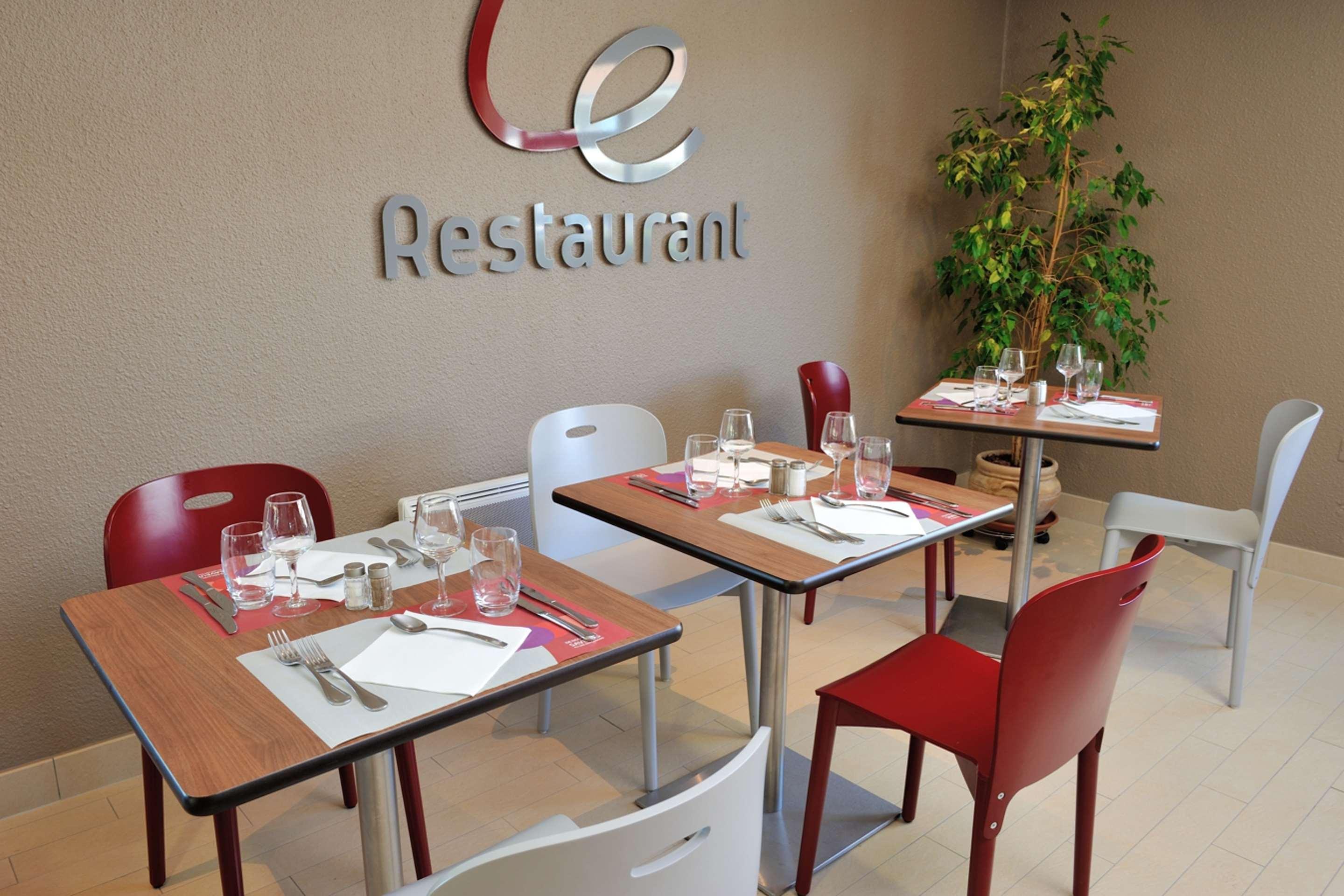 Kyriad Villeneuve Saint Georges - Hotel Renove Eksteriør billede