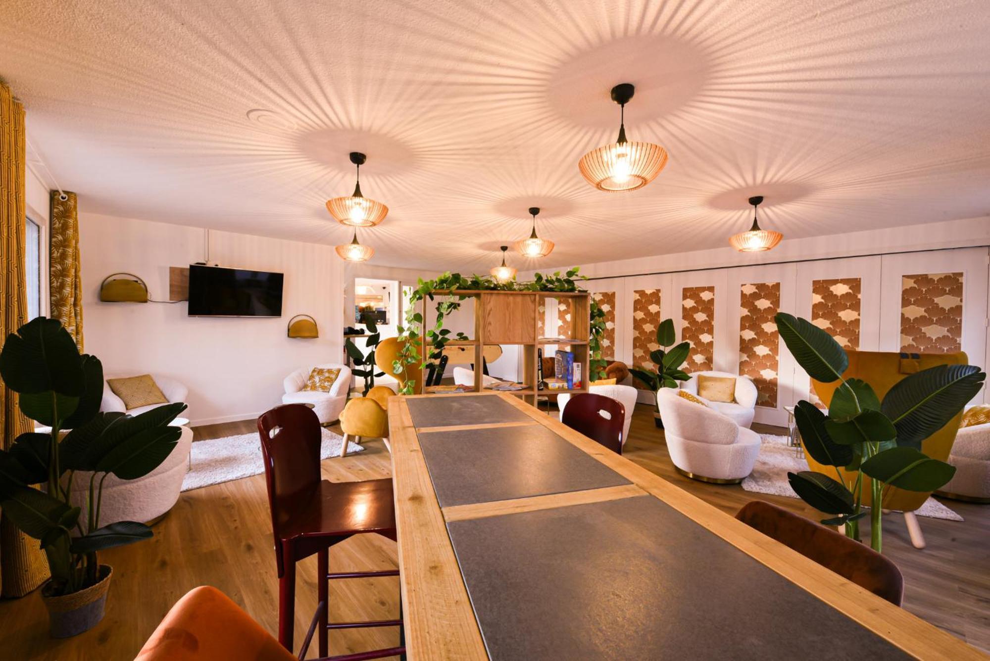Kyriad Villeneuve Saint Georges - Hotel Renove Eksteriør billede