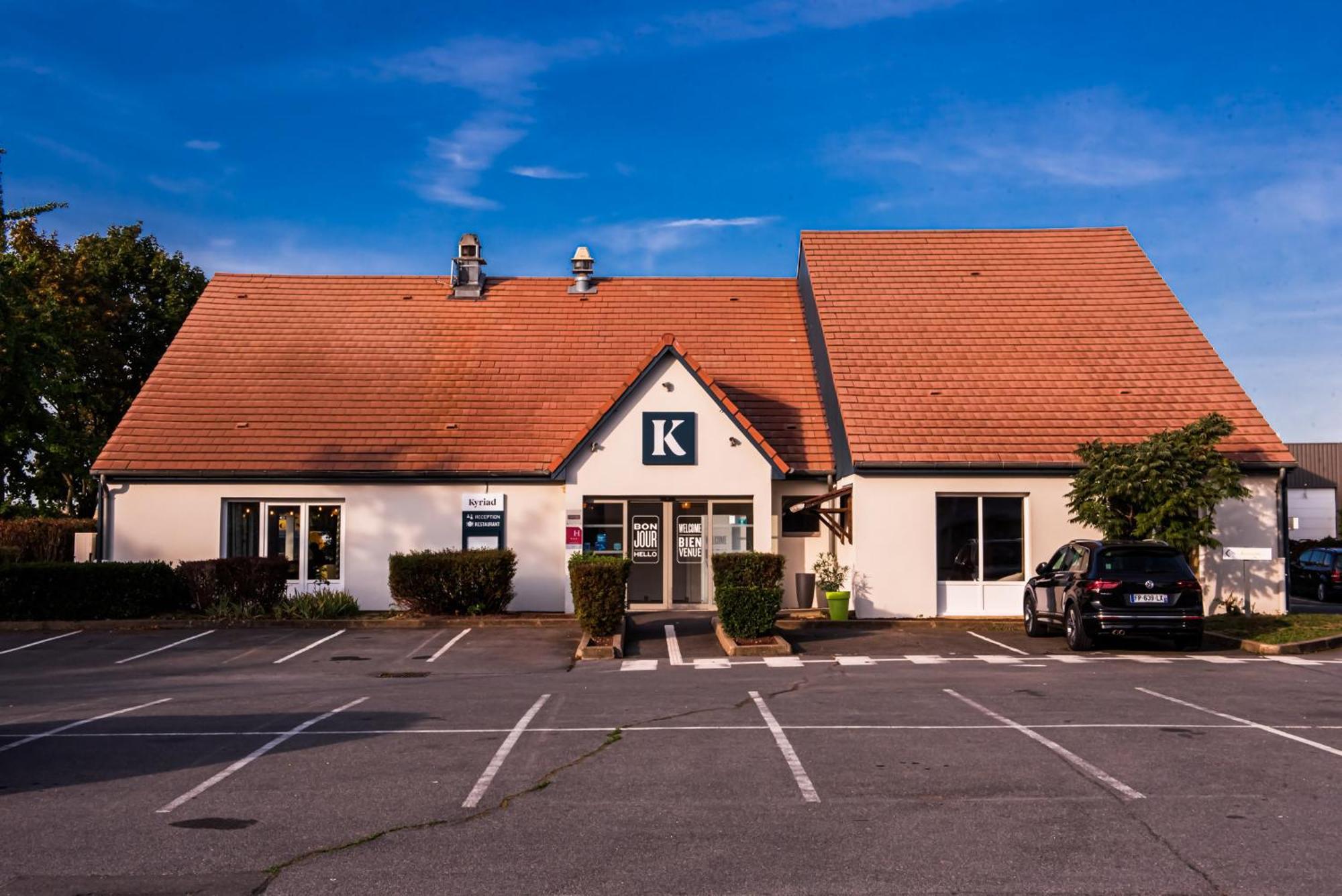 Kyriad Villeneuve Saint Georges - Hotel Renove Eksteriør billede
